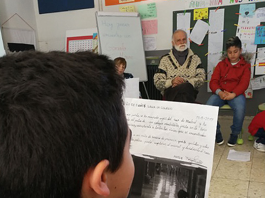 Conversaciones con el autor en escuelas de España.