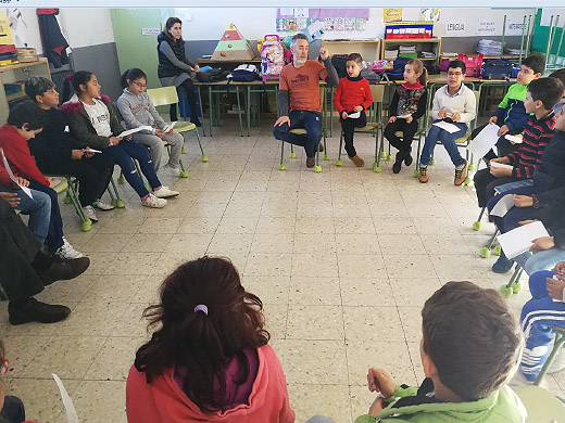 Conversaciones con el autor en escuelas de España.