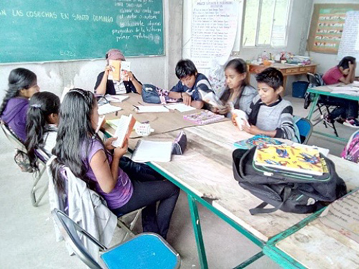 Conversaciones con los autores en escuelas de México.